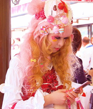 Harajuku_girl_IIII_by_x_chocoholique_x