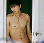 gackto102.jpg